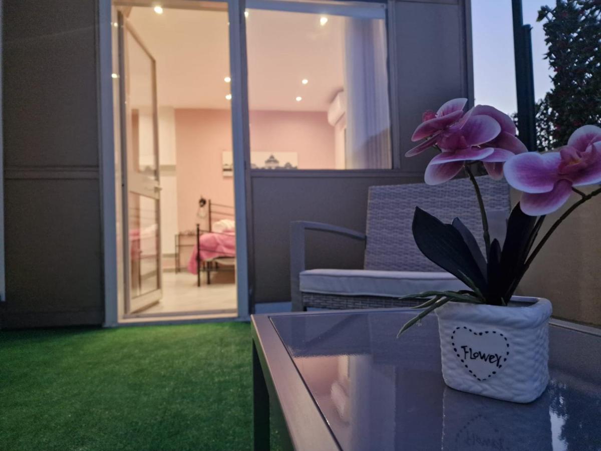 Saint Peter Vatican City Confortable Apartament Stellasia Casa Vacanza Rome Bagian luar foto
