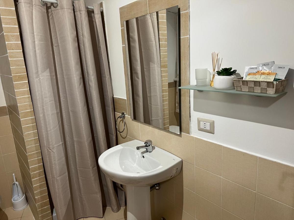 Saint Peter Vatican City Confortable Apartament Stellasia Casa Vacanza Rome Bagian luar foto