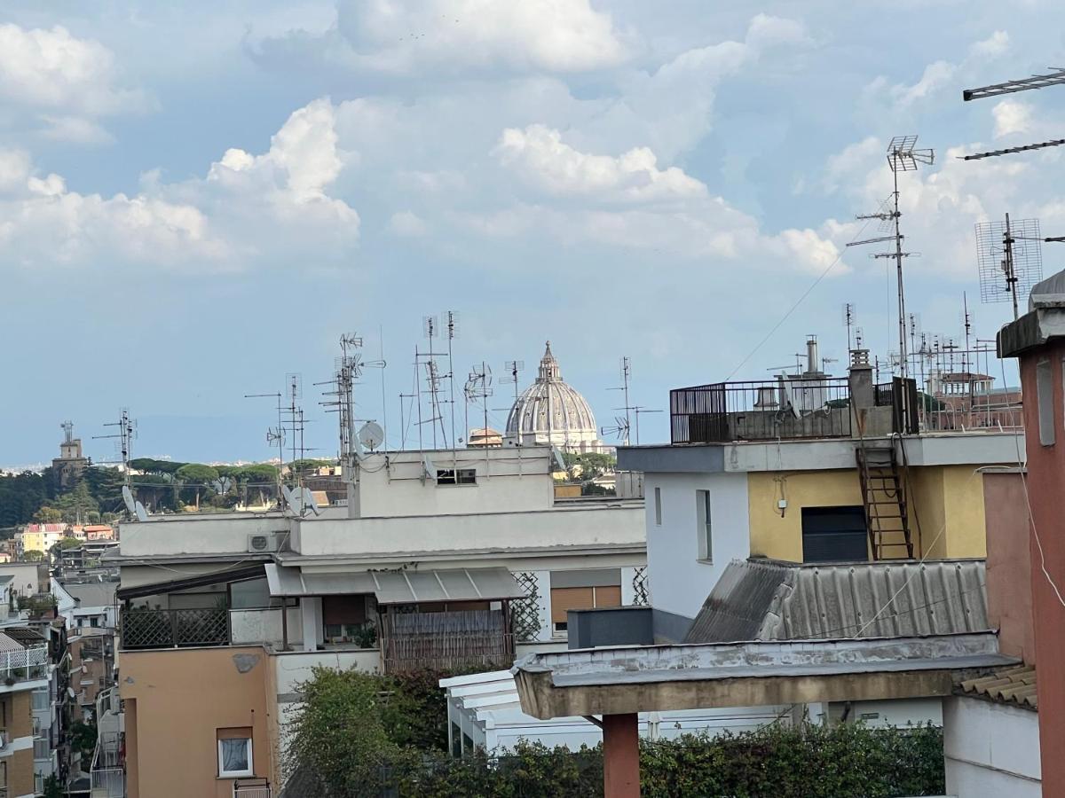 Saint Peter Vatican City Confortable Apartament Stellasia Casa Vacanza Rome Bagian luar foto